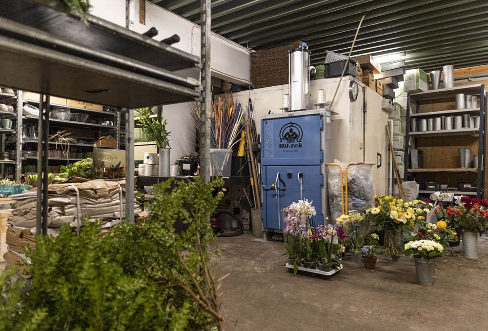 a102-Balenpers-voor-karton-en-plastic-mil-tek-Nederland