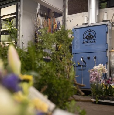 Waarom elk klein bedrijf een kartonbalenpers zou moeten overwegen